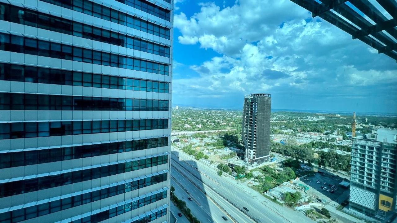 Centaurus Apartment City View Three Beds Islamabad Esterno foto