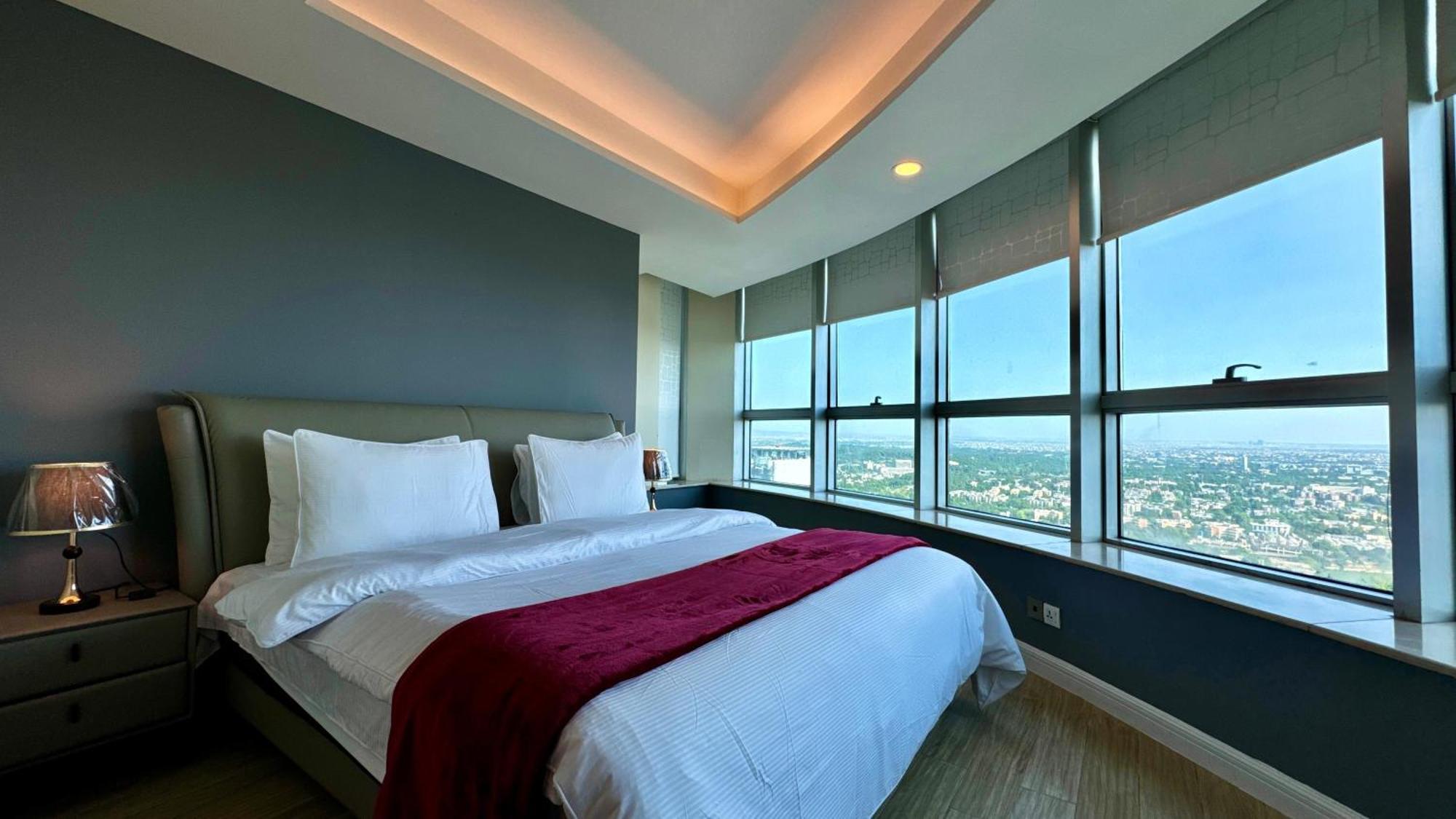 Centaurus Apartment City View Three Beds Islamabad Esterno foto