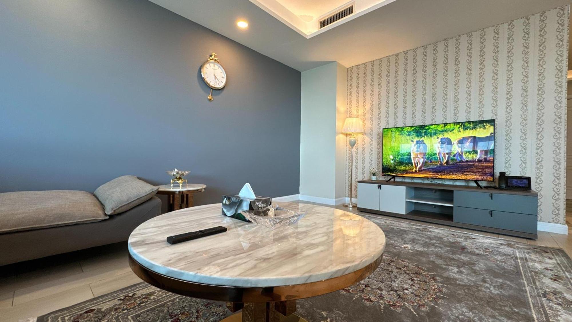 Centaurus Apartment City View Three Beds Islamabad Esterno foto